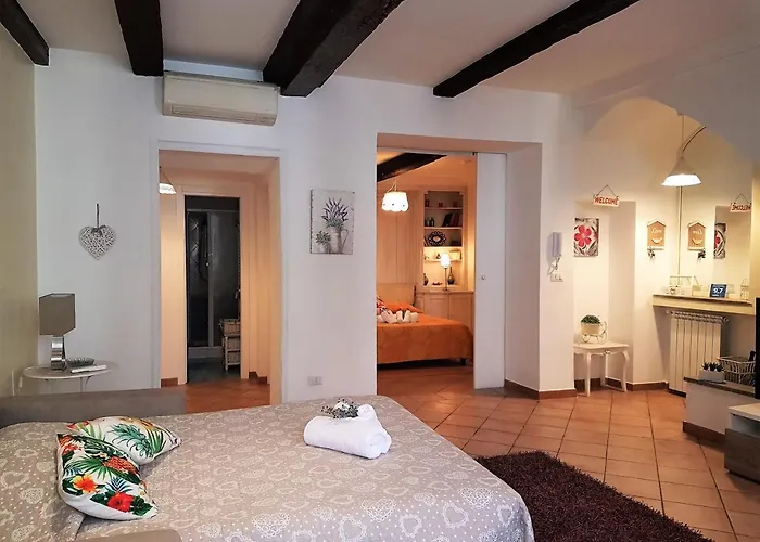 Il Salotto Di Via Giulia